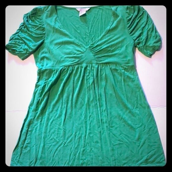 3/$15 Charlotte Russe size medium green top - Picture 1 of 4
